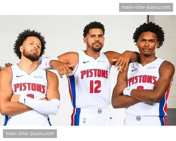 活塞五小阵容灵活应对不同对手 阵容深度优势在常规赛凸显